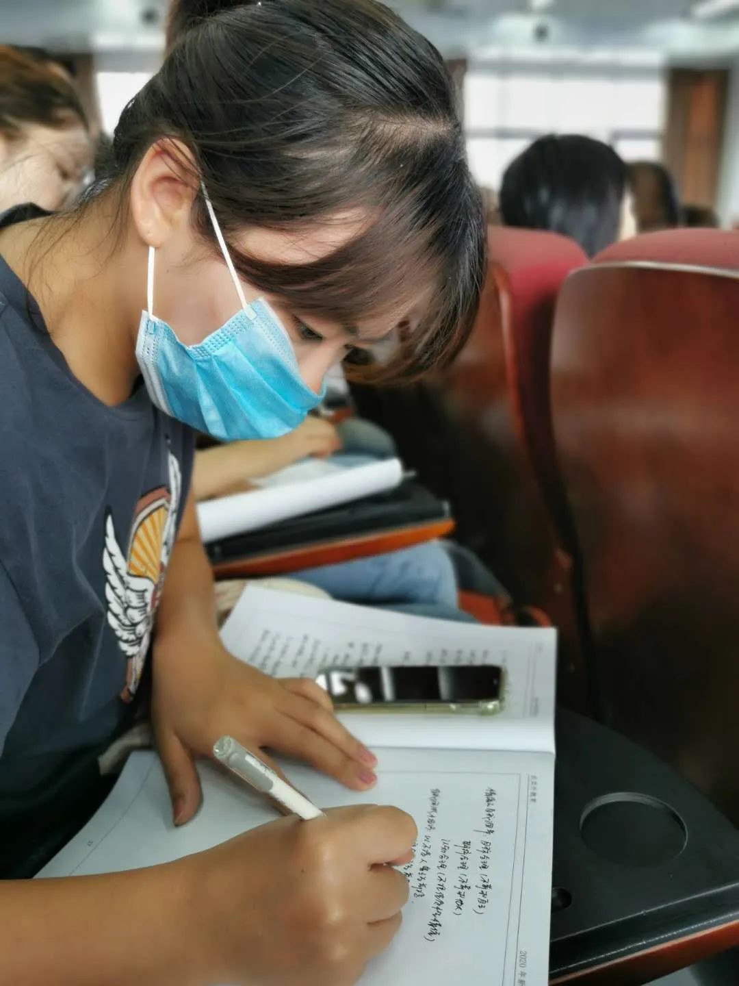 图片关键词 图片关键词