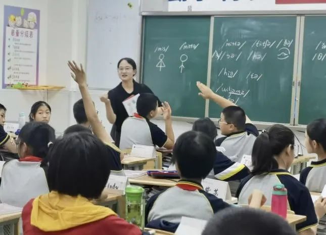 照片2.jpg 图片关键词