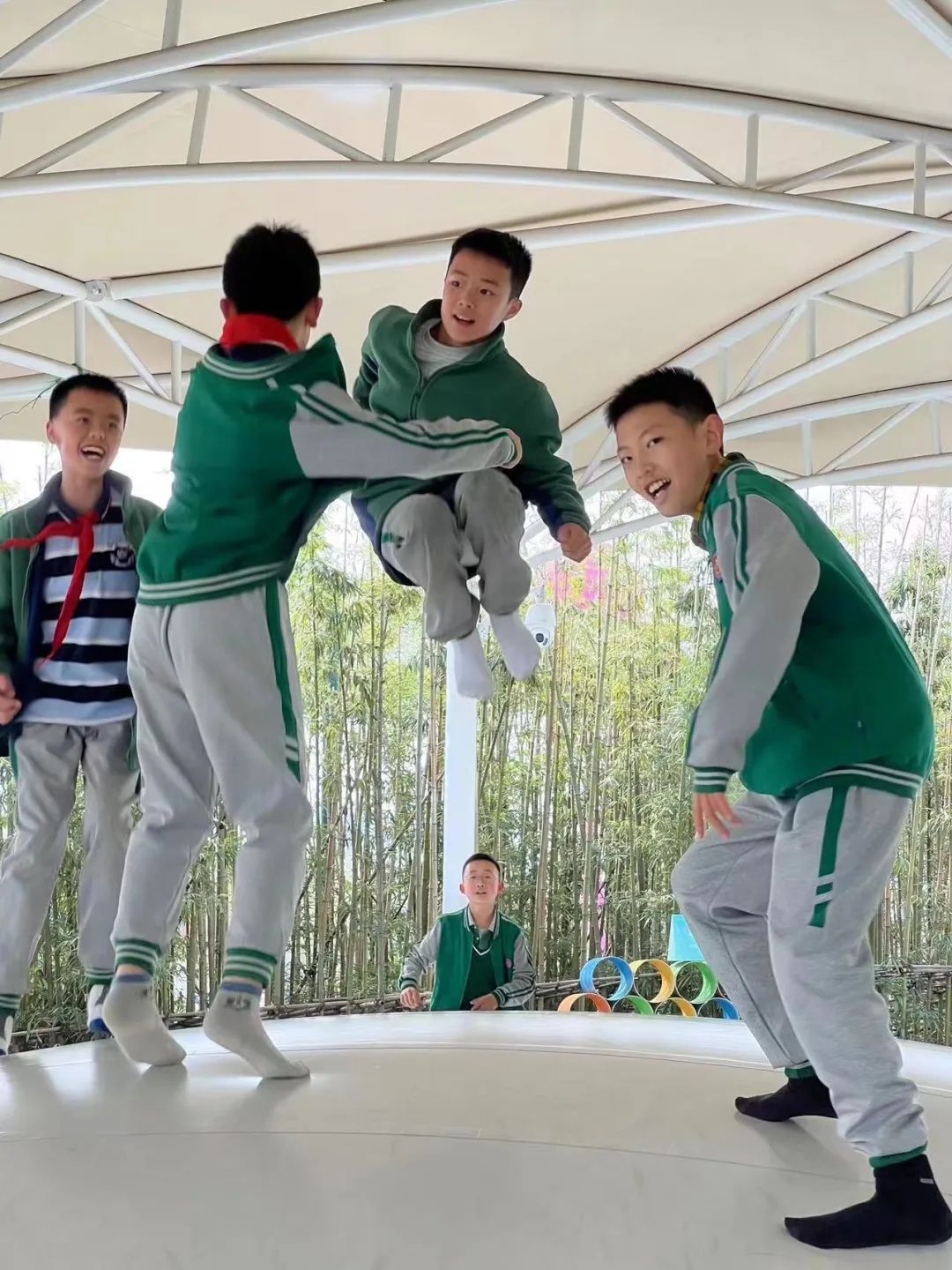图片关键词 图片关键词